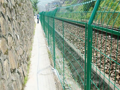 铁路护栏网