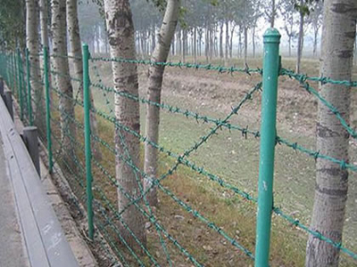 刺丝隔离栅